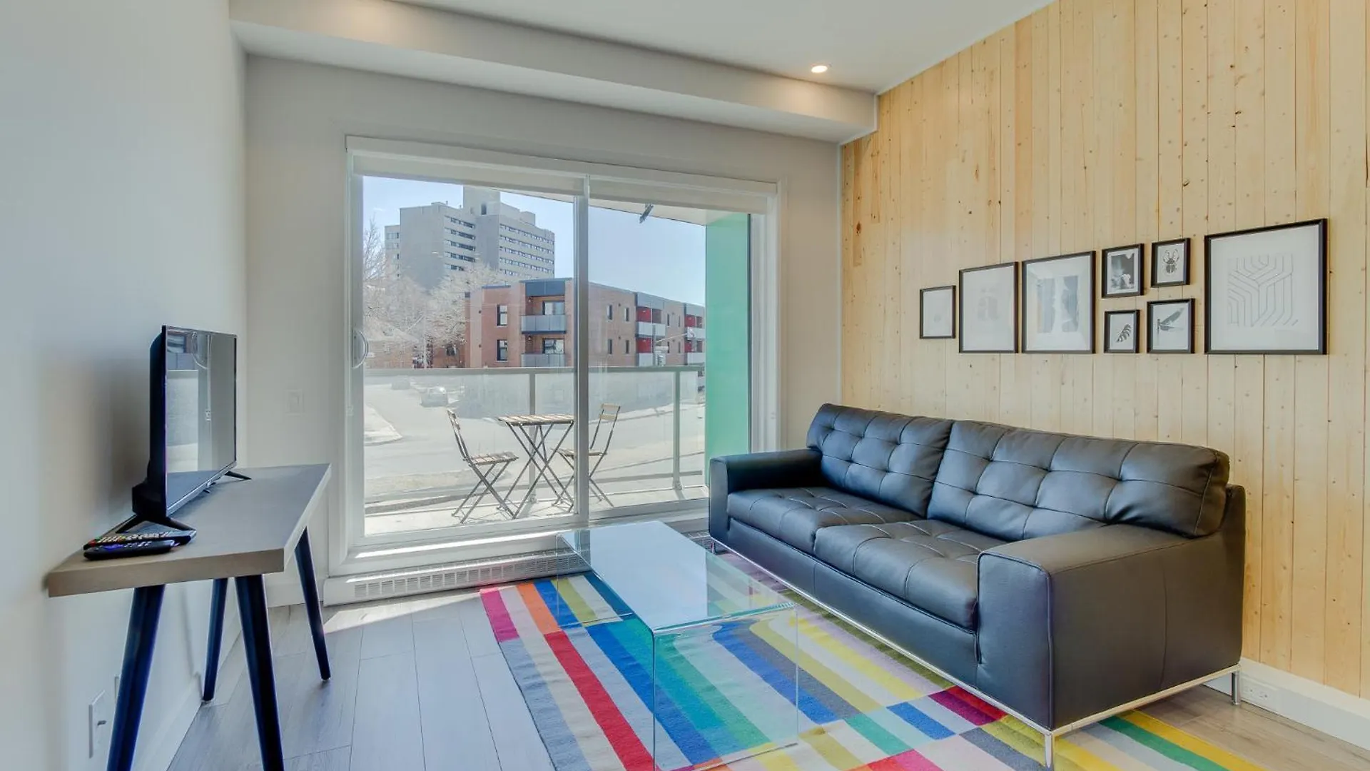Apartment The Halo By Bnbcopilote Quebec City